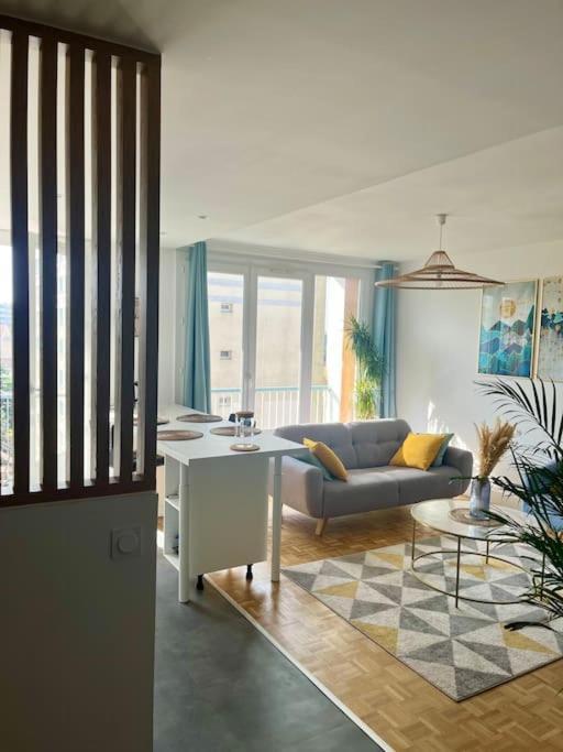 Chambre Privee Dans Un Appartement Partage Villeurbanne Exterior foto